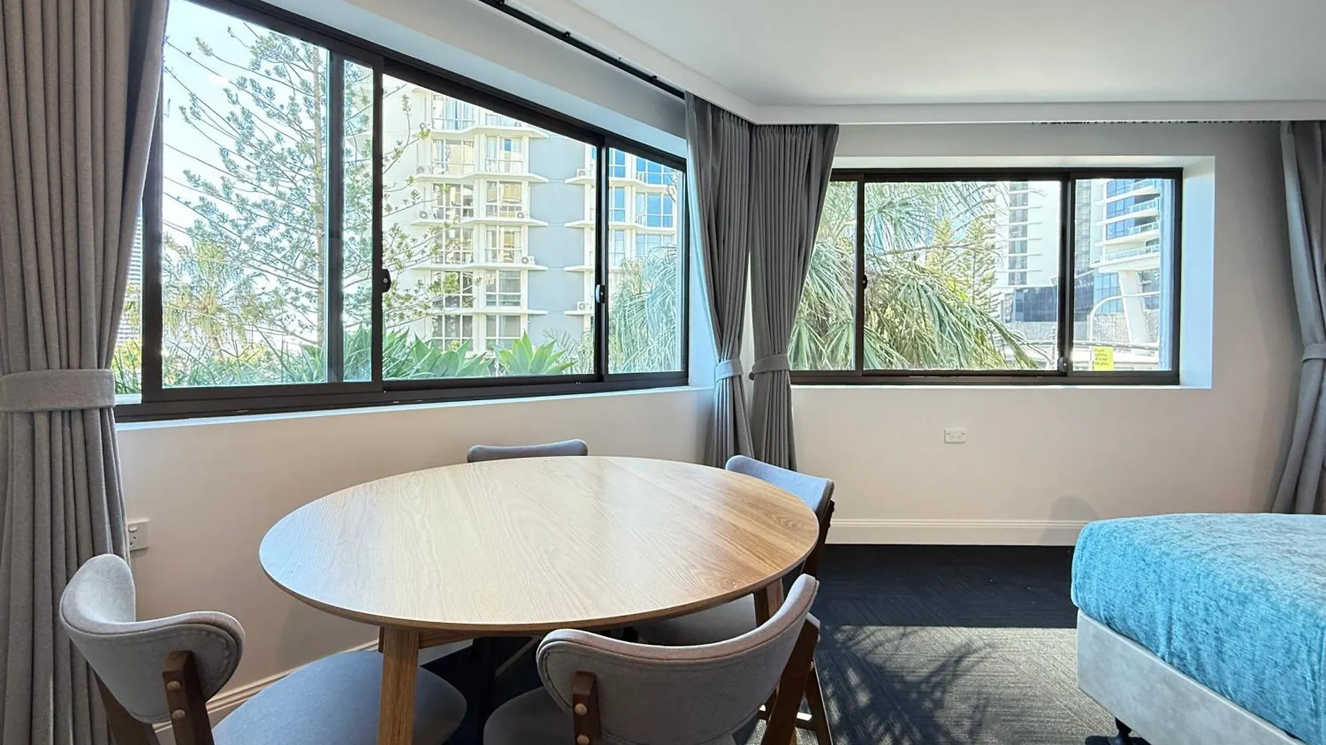 Tiki Hotel Apartments Surfers Paradise Gold Coast Appart hôtel