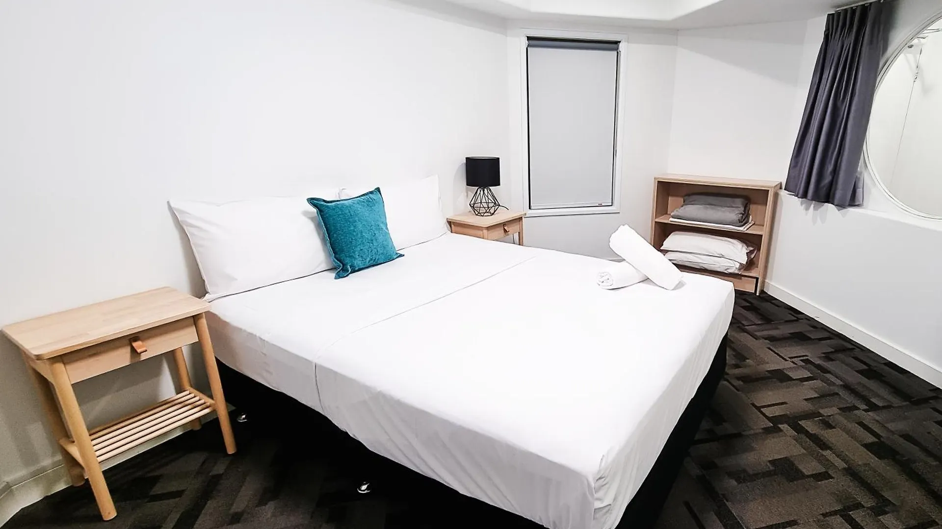 **** Aparthotel Tiki Hotel Apartments Surfers Paradise Gold Coast Australië