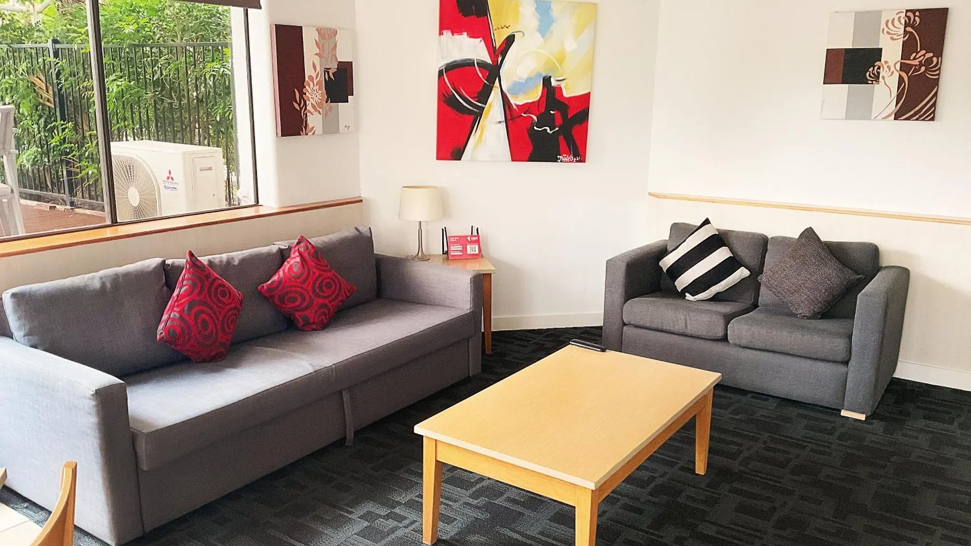 **** Aparthotel Tiki Hotel Apartments Surfers Paradise Gold Coast Australië