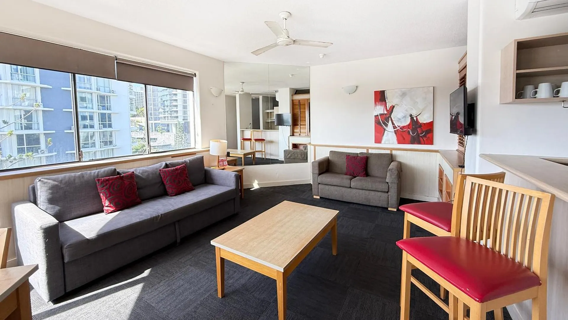 Tiki Hotel Apartments Surfers Paradise Gold Coast