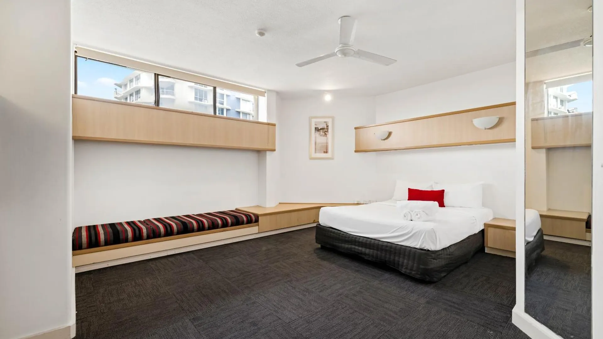 Tiki Hotel Apartments Surfers Paradise Gold Coast Aparthotel