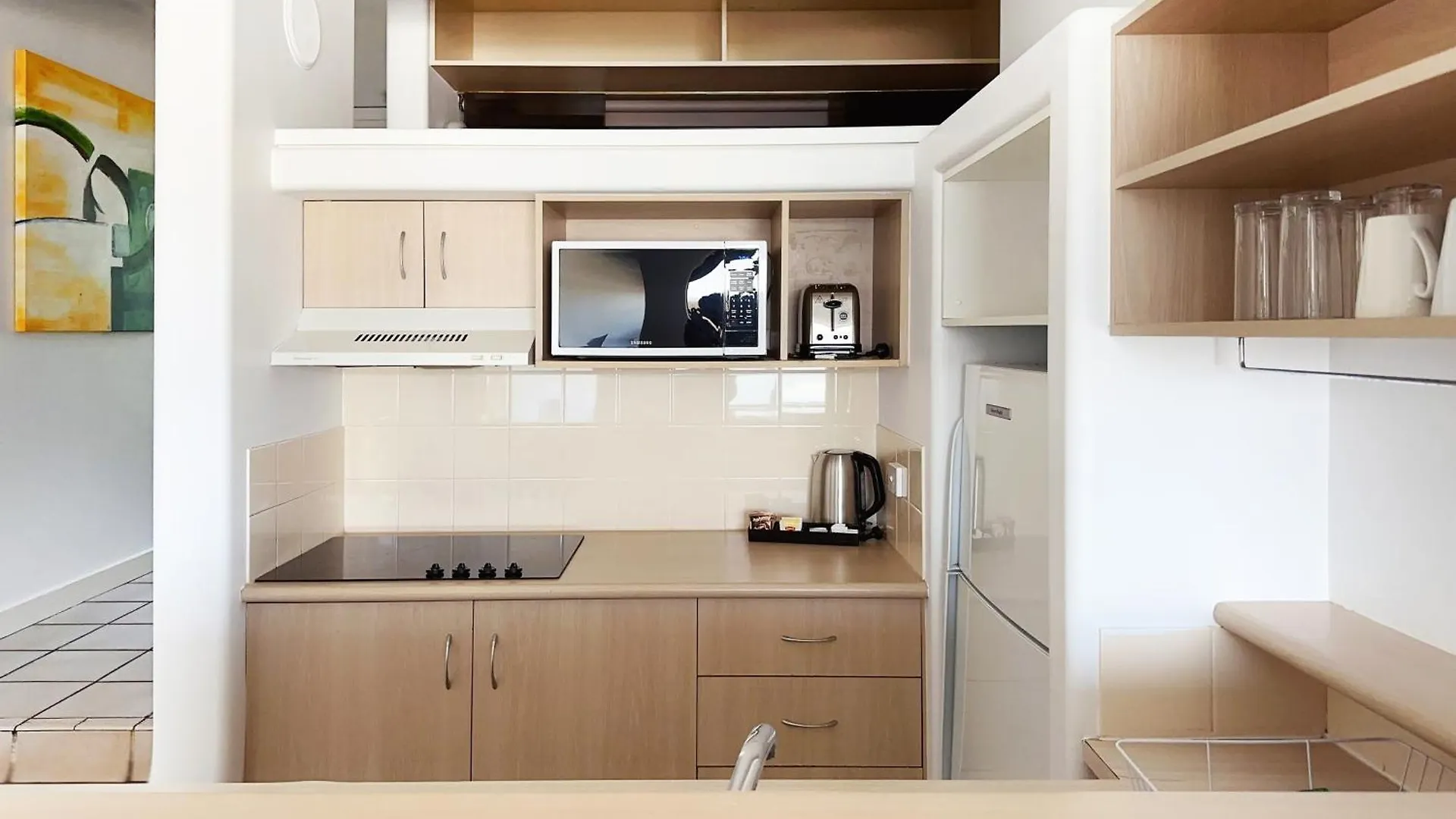 Aparthotel Tiki Hotel Apartments Surfers Paradise Gold Coast