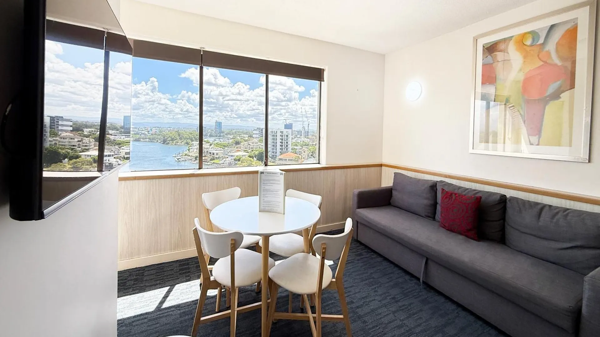Tiki Hotel Apartments Surfers Paradise Gold Coast Australië